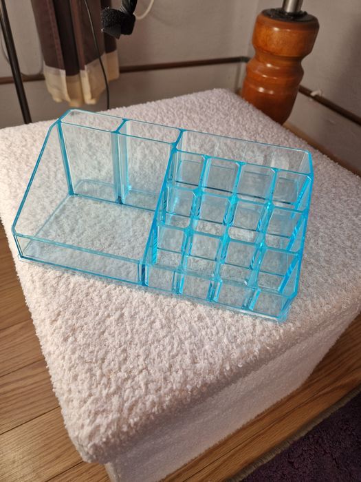 Organizer na kosmetyki