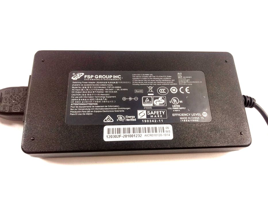 Laptop Hiro 650 15.6" Fhd Intel I7 Gtx 1650 Ti 8gb 512gb Ssd Win 11