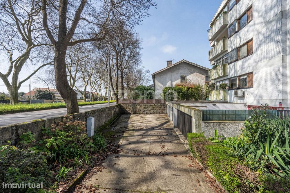 Apartamento T3+1 na Azenha, Sra. da Hora, Matosinhos