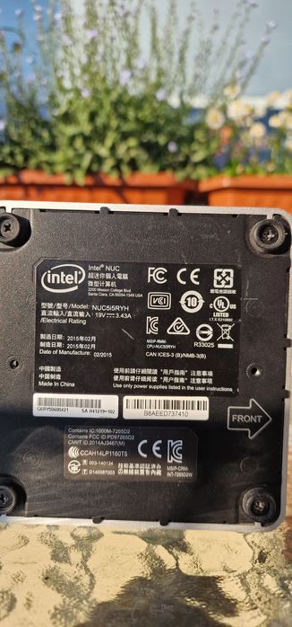 Mini komputer intel nuc i5/8gb/256/w10 pro