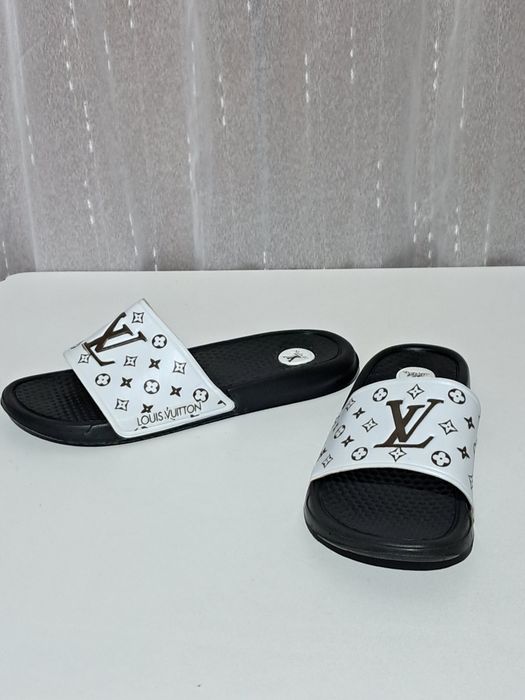 Klapki Louis Vuitton