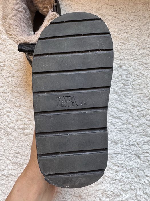 Уггі zara для дівчинки