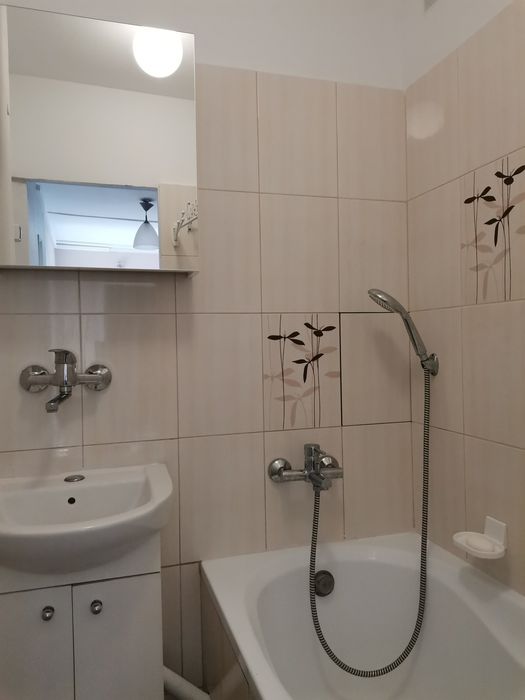 Wynajmę pokój na ulicy Bema