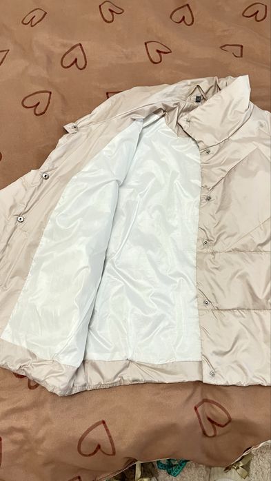 Куртка бежева м-л