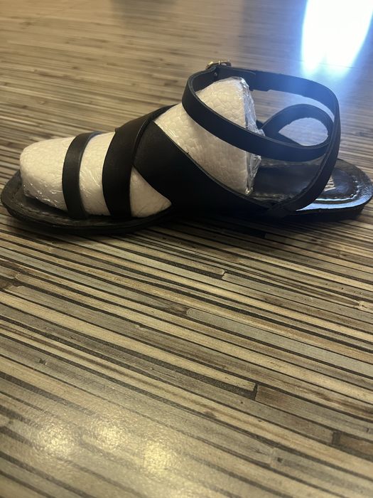 Zara босоніжки 35 р