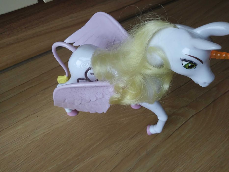 jednorożec onchao z bajki Mia i ja, obniżka!!