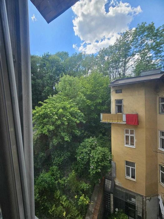 Продаж квартири на вул. Зарицьких