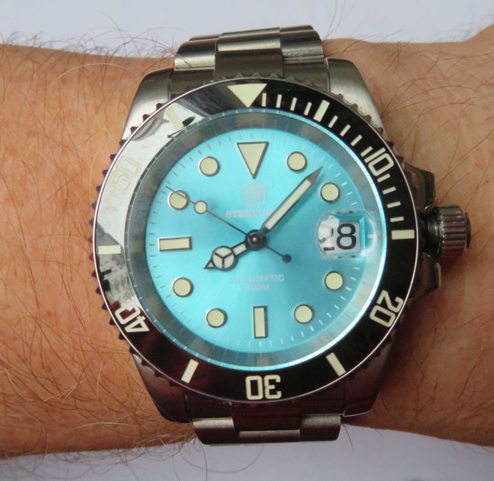 zegarek  diver  turkusowy automat   wr 300m