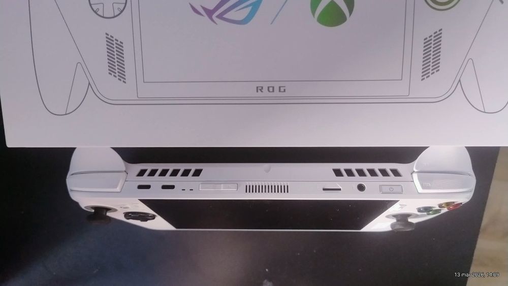Konsola Asus Rog Xbox Ally