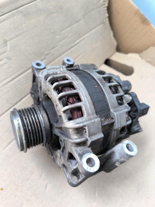Генератор 140A Audi / VW / Skoda 1.8 2.0 TSI 06J903023G Bosch