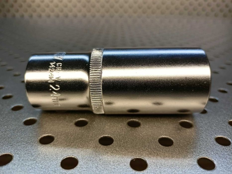 24mm Nasadka 12-kątna Długa Cr-V 1/2" 24 mm HONITON H2724 24mm