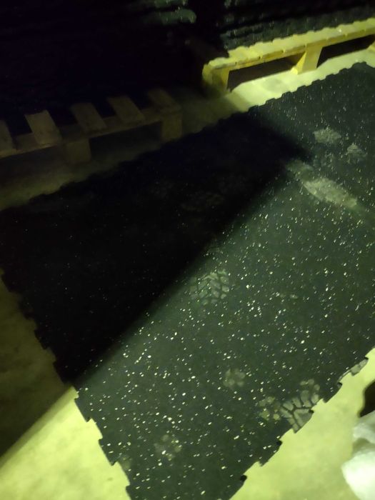 Piso de borracha de altíssima qualidade(EPDM) de encaixe,Super Preço