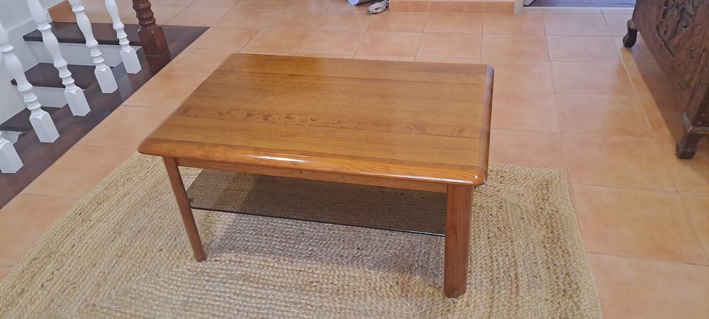 Mesa de centro cerne