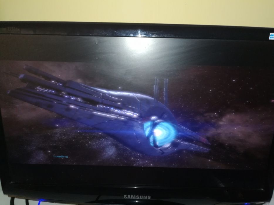 PC Game - "Mass Effect" (Excellent Condition)64750629044865123