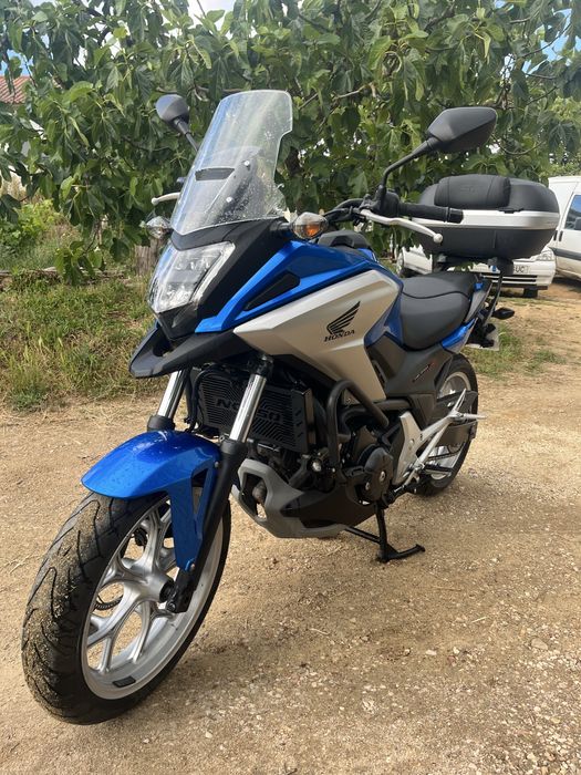 Honda NC750x com apenas 7500kms