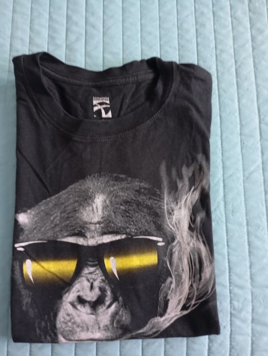 T-shirt manga curta Bioworld