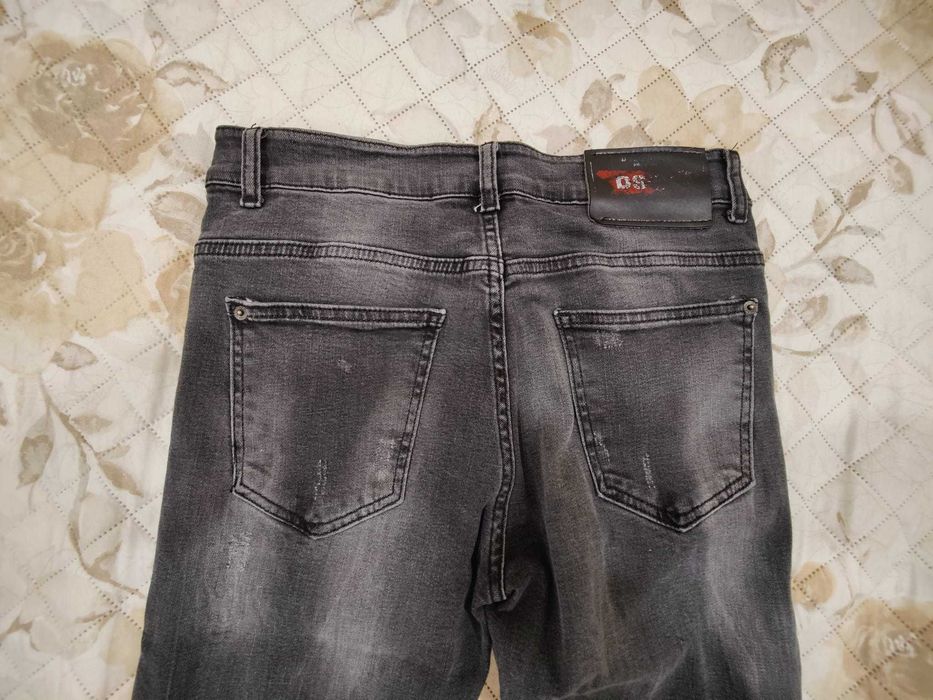 Calças de ganga Dsquared 2  tam. 33 em excelente estado