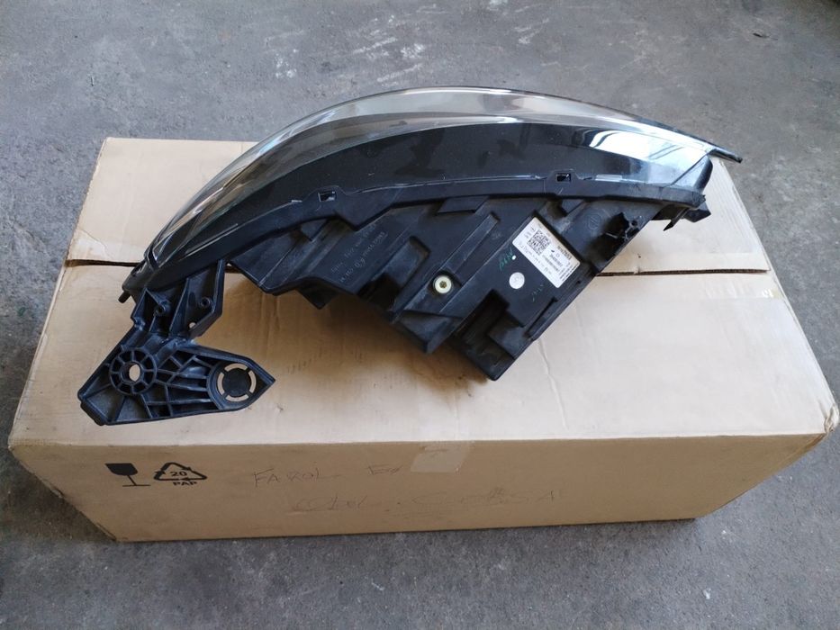Farol Esquerdo LED, Opel Corsa F