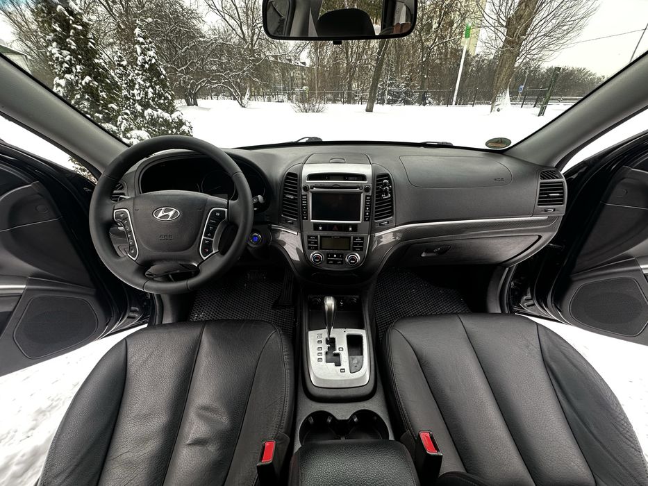 Продам Hyundai Santa Fe