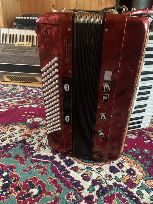 Продається акардеон Delicig