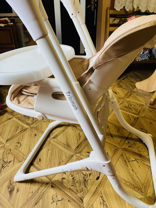 Стільчик для годування+качеля Carrello Triumph