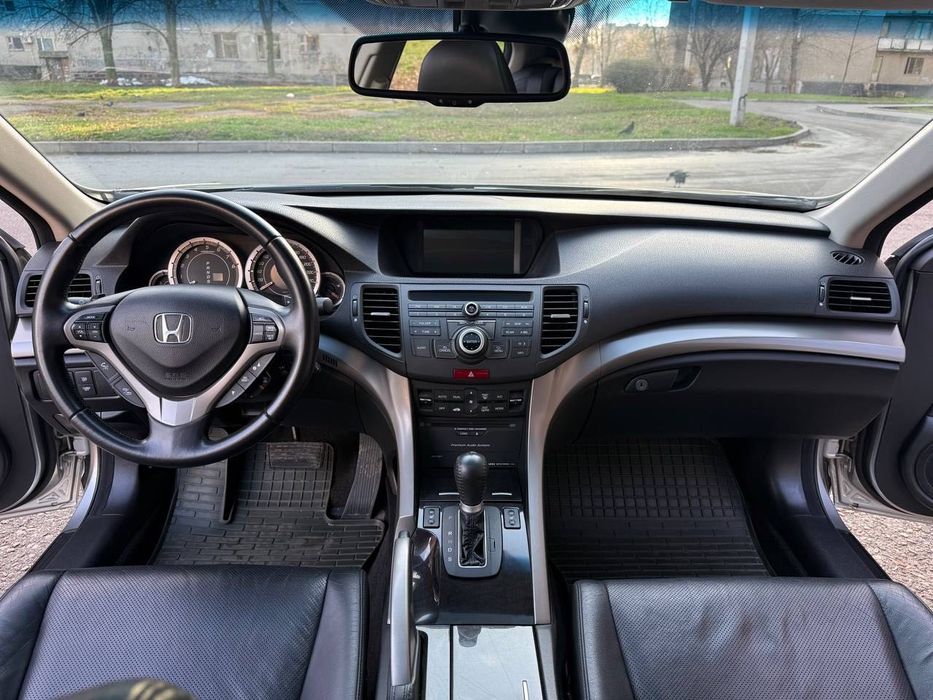 Продам Honda Accord 2008г 47 тыс км автомат