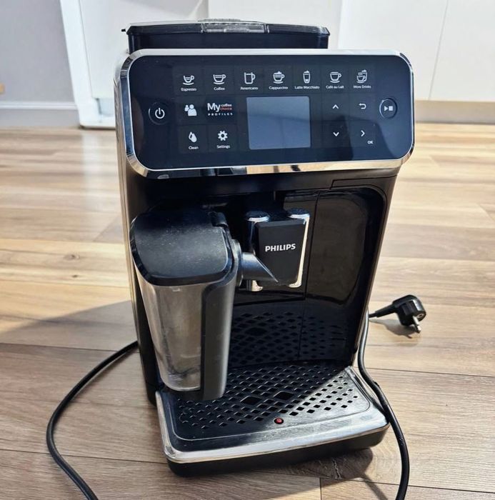 Кавомашина Philips Series 4300 (Black)