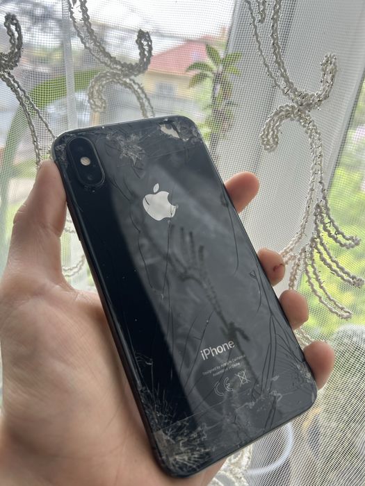 Iphone XS + кришка