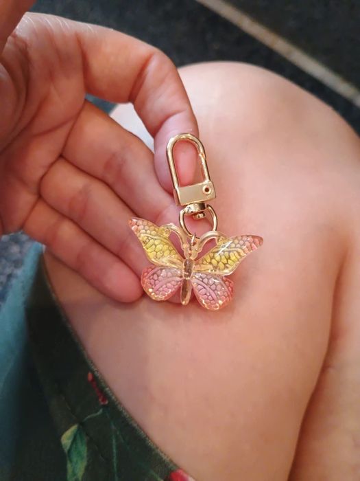 Nowy brelok motyl