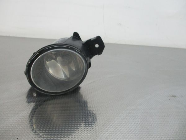 Farol nevoeiro frente esquerdo RENAULT Clio III (BR0/1, CR0/1)