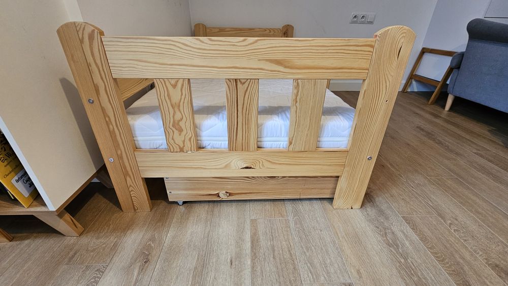 Łóżko dziecięce MARINELLA 80x160 sosna z szufladą