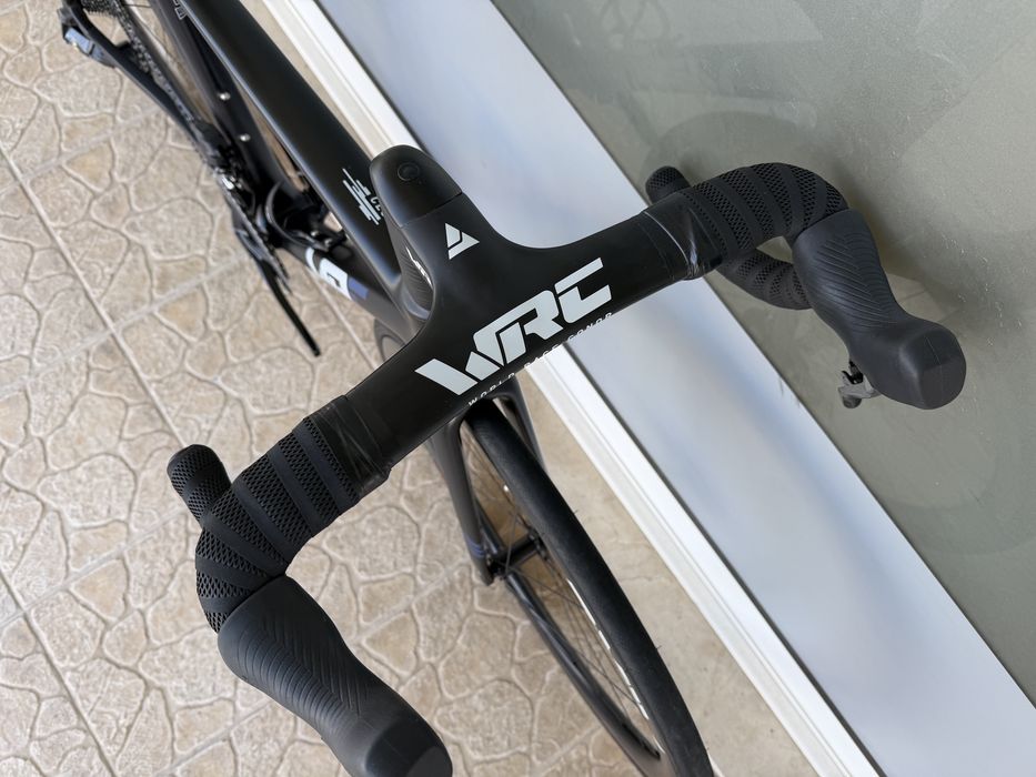 Bicicleta de estrada - electronico - Rodas carbono