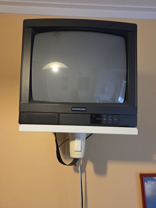 Tv 37cm samsung + suporte