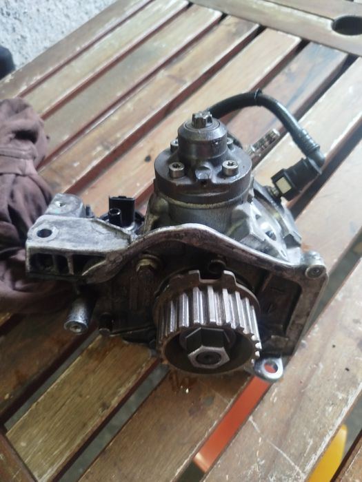 Bomba de alta pressão Bosch Peugeot citroen 1.6hdi 120cv