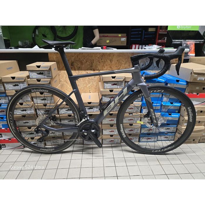 Bh rs1 rodas de carbono e 105 di2