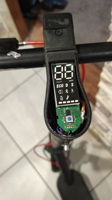 электросамокат mi  electric scooter M365