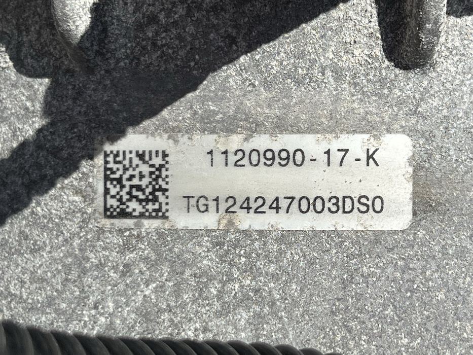 Задній мотор Tesla 3 2024 Highland