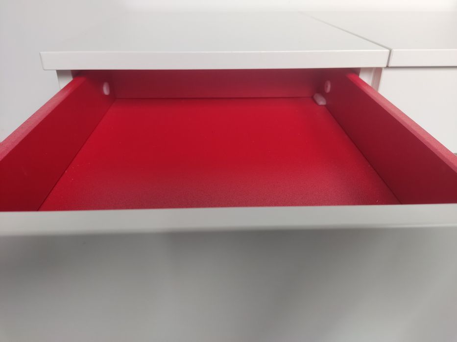 Toaletka brimnes Ikea ze stołkiem