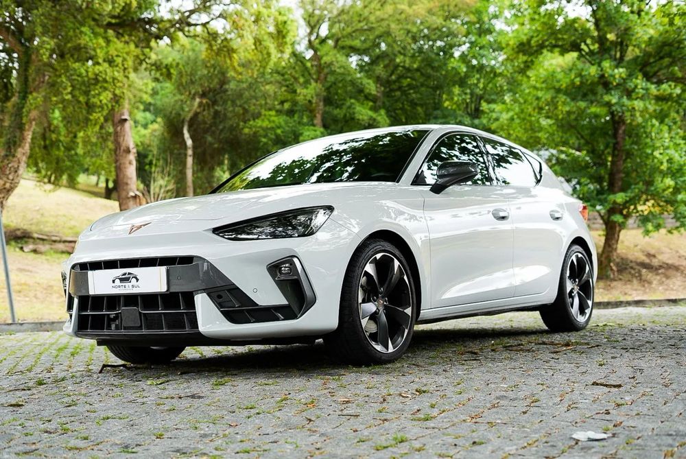 Cupra Leon 1.5 eTSI DSG Tribe Edition