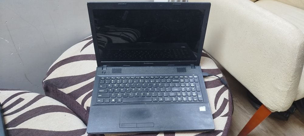 Sprzedam laptop Lenovo