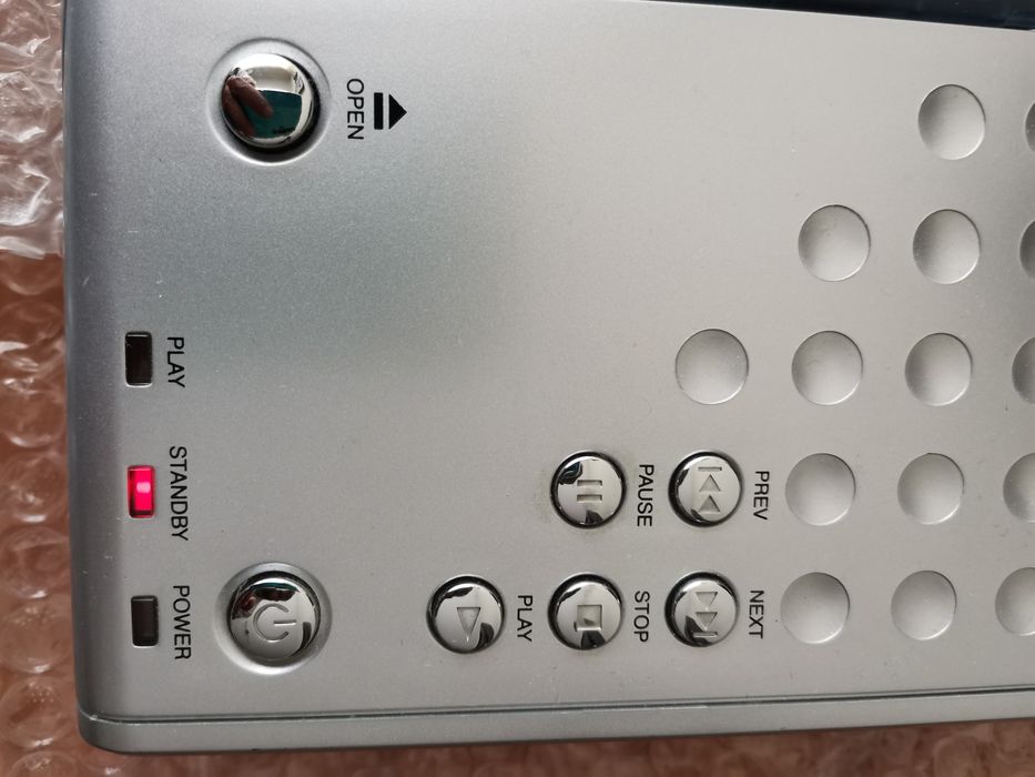 Portable DVD Remote Control64752320398337123