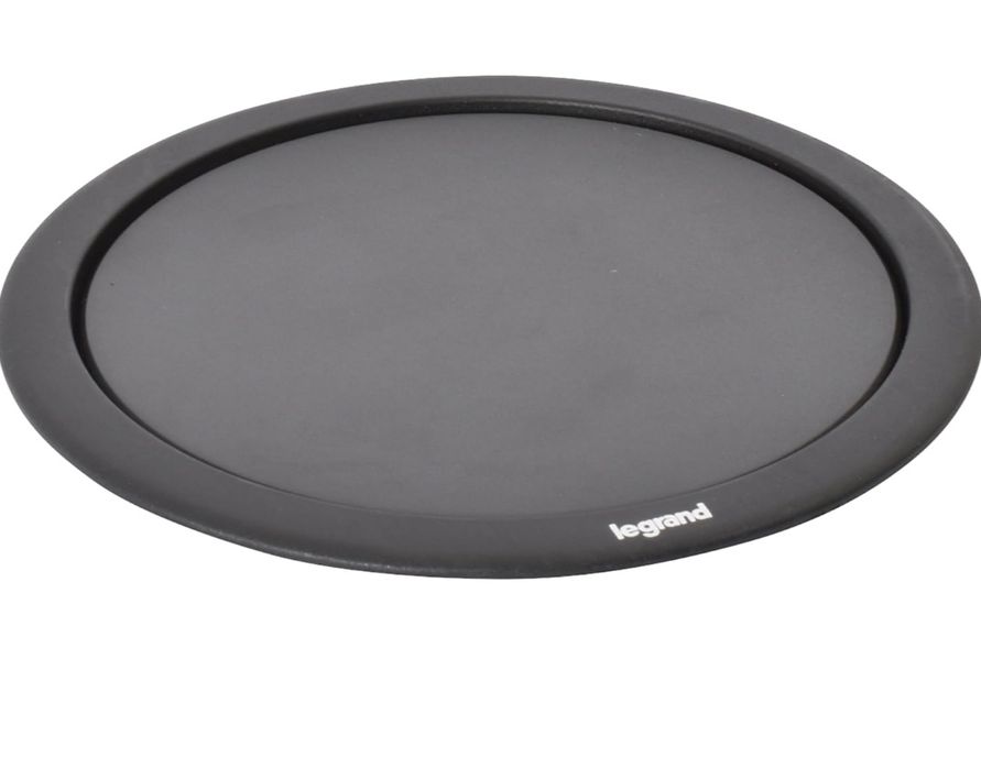 Torre tomadas bancada retráctil Legrant