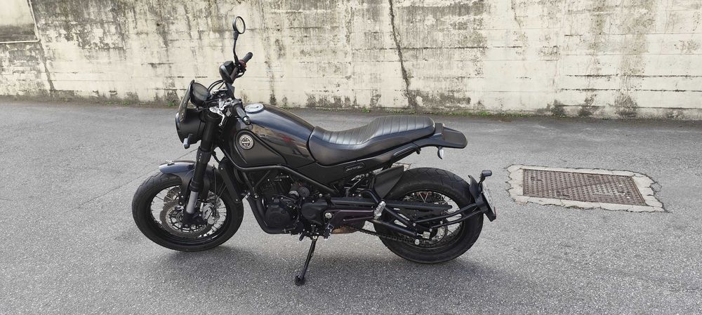 Benelli Leoncino 500