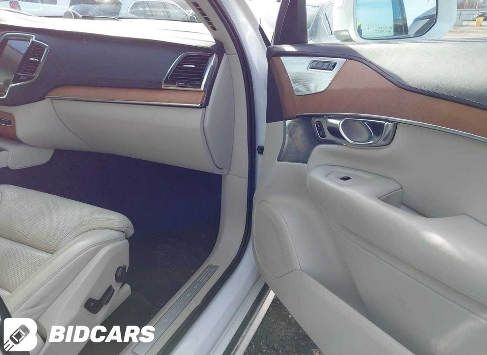 Części do Volvo XC90 T8 Inscription 2016 2.0L Hybrid AWD, samochód z USA.