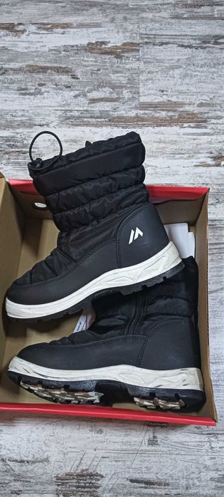 Śniegowce Essentials r.33