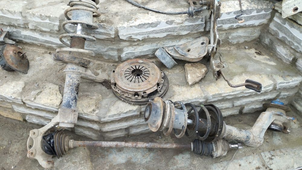 Запчастини opel kadett 1.6 дизель