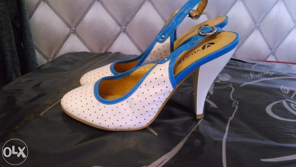 buty sandały/czółenka