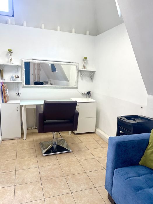 Центр.Аренда 3500 рабочего места парикмахера