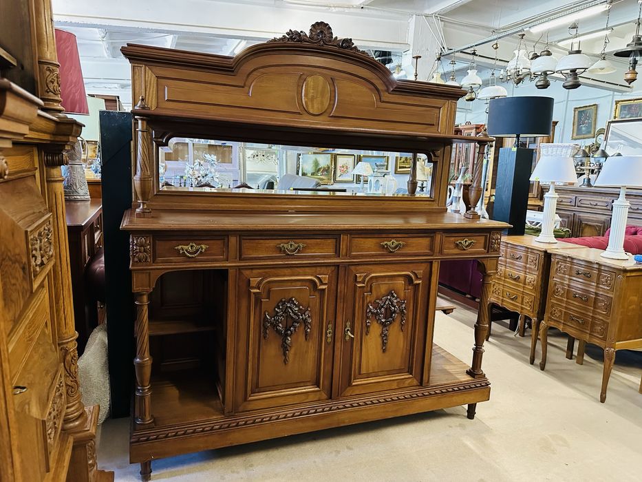 Zadbany i elegancki francuski kredens eklektyczny / bieliźniarka :)