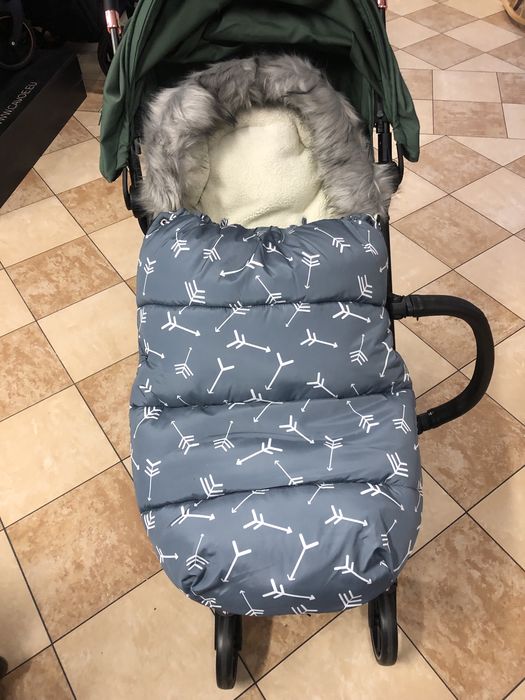 Nowy zestaw spiworek plus mufka